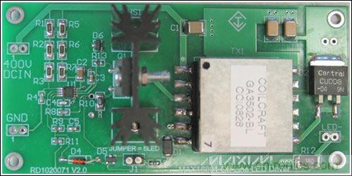 LED驅(qū)動(dòng)器參考設(shè)計(jì)，1.9英寸 x 3.9英寸，雙層板