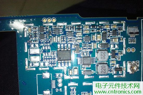 不怕摔的電紙書！一款柔性屏電子書閱讀器拆解