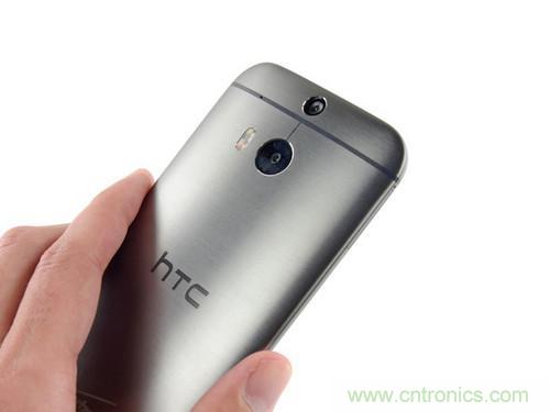 牛人強拆！新HTC One(M8)真機精密做工難修理