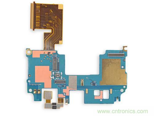 牛人強拆！新HTC One(M8)真機精密做工難修理