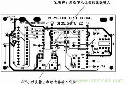 這是對圖2所示電路的第一次布線嘗試。此配置在模擬線路上產(chǎn)生不規(guī)律的噪聲，這是因?yàn)樵谔囟〝?shù)字走線上的數(shù)據(jù)輸入碼隨著數(shù)字電位器的編程需求而改變。