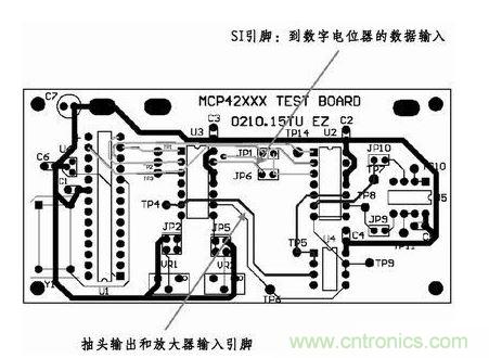 采用這種新的布線，將模擬線路和數(shù)字線路隔離開了。增大走線之間的距離，基本消除了在前面布線中造成干擾的數(shù)字噪聲。