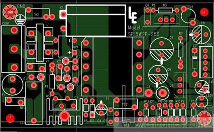 PCB元器件如何擺，線路該如何連接才能提高主板性能？