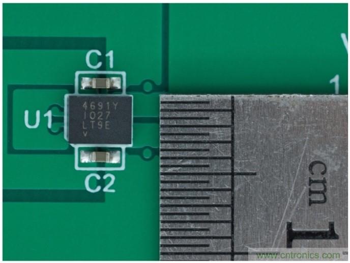 3.6V輸入、雙路輸出µModule降壓穩(wěn)壓器以3mm × 4mm小尺寸為每通道提供2A電流